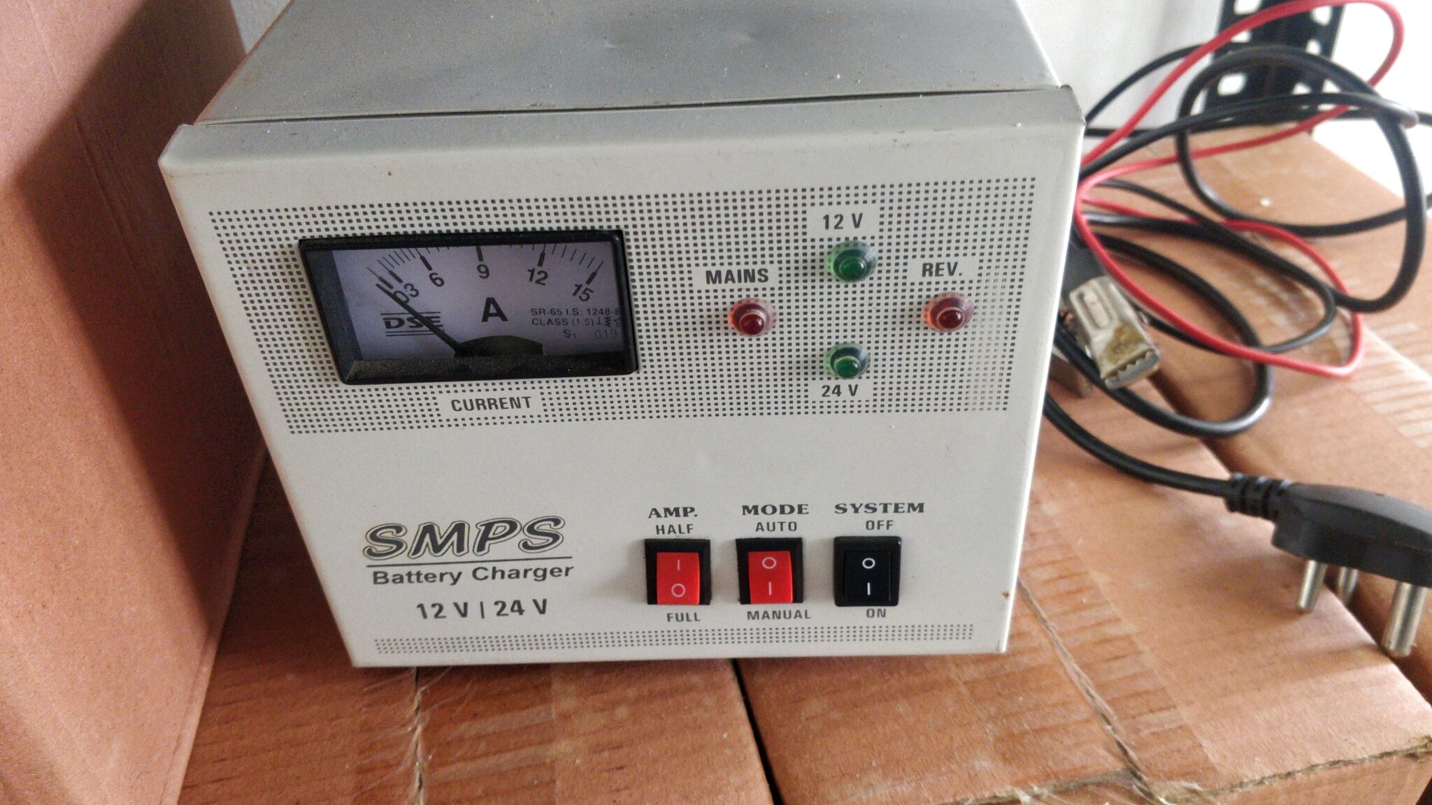 SMPS BATTERY CHARGER 10 AMPS FOR ALL KIND BATTERIES Reckon